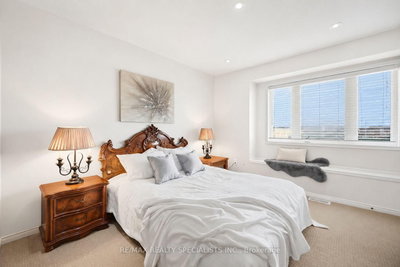3378 Redpath Circle — more photos
