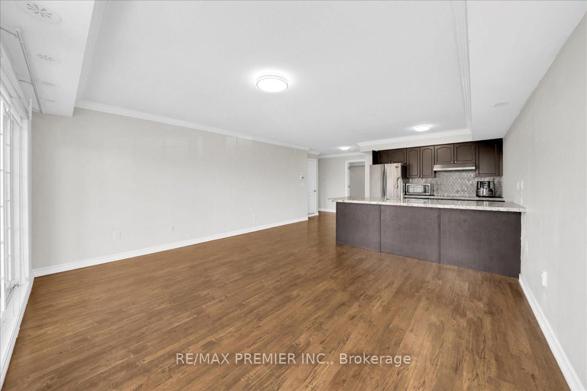 141 Isaac Devins Boulevard, Unit 8 - Photo 16