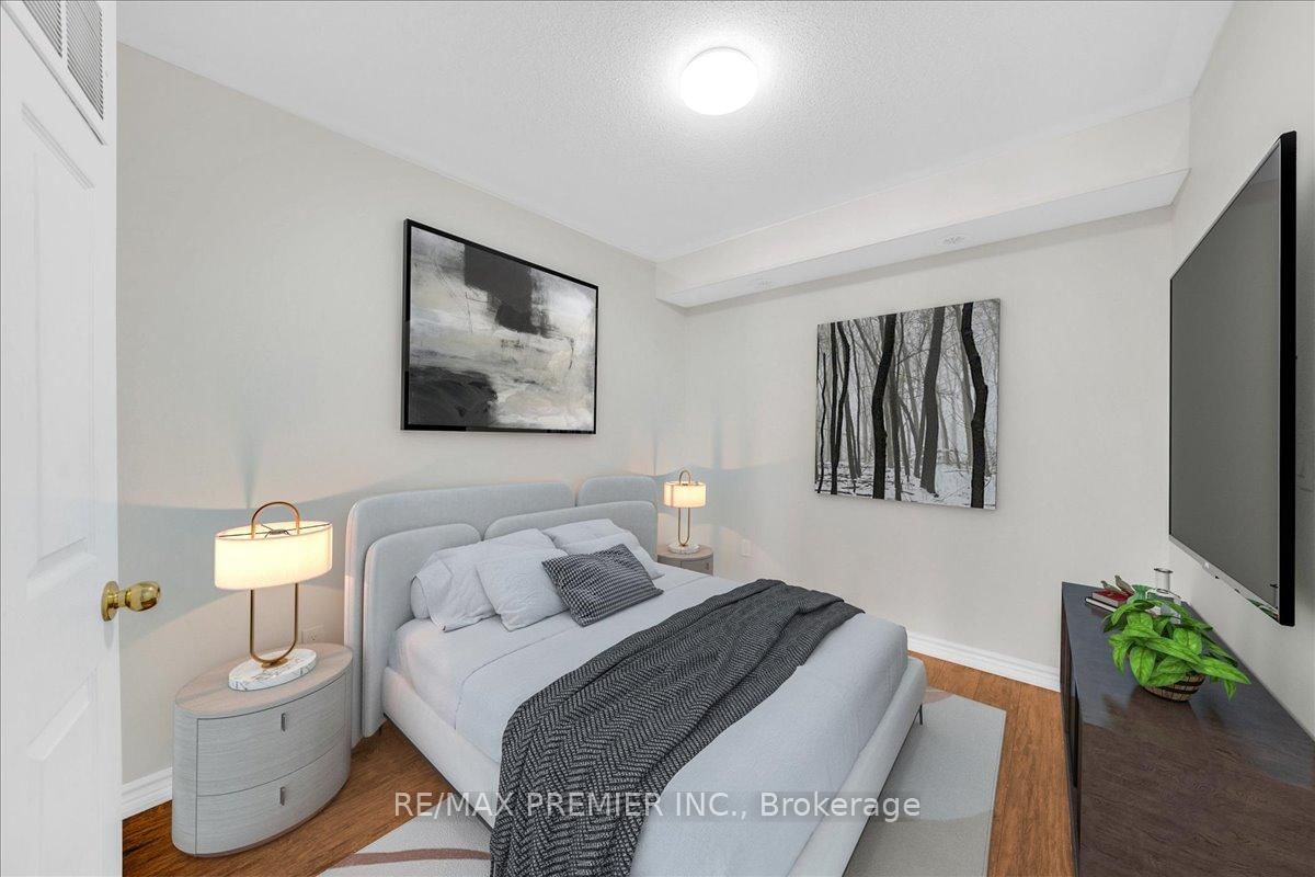 141 Isaac Devins Boulevard, Unit 8 - Photo 20