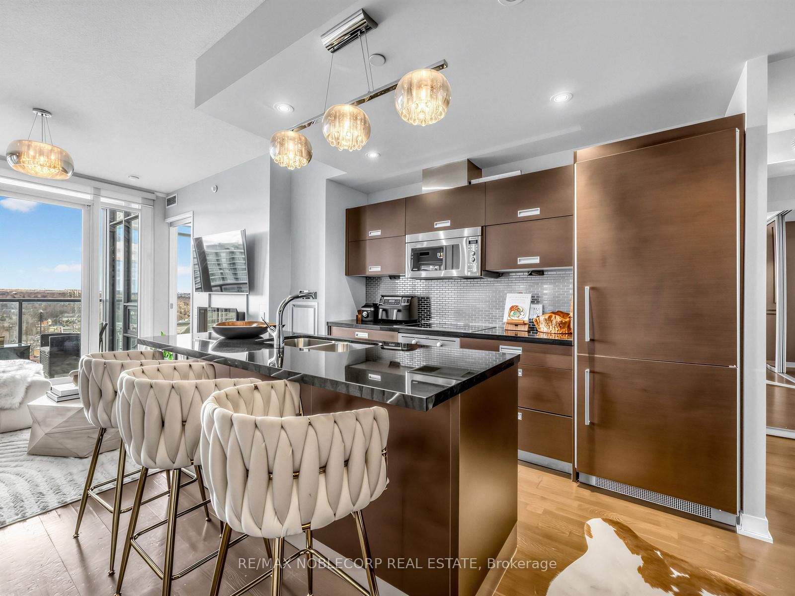 88 Park Lawn Road, Unit 2212 - Photo 3