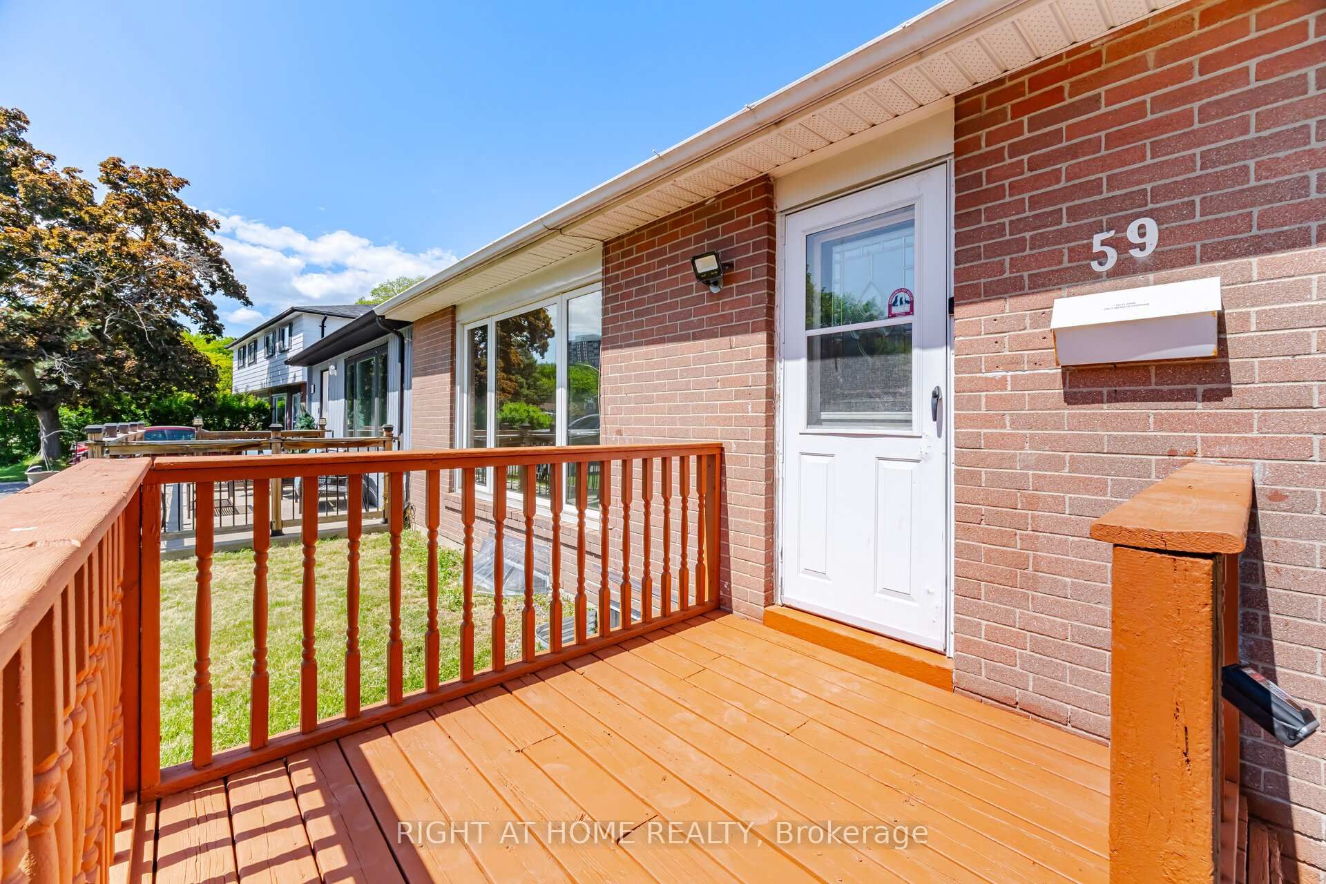 59 Edenborough Drive