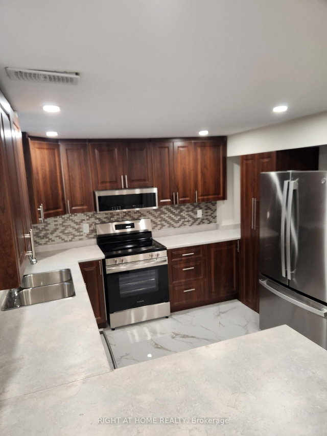 Basement - 62 Pineway Place