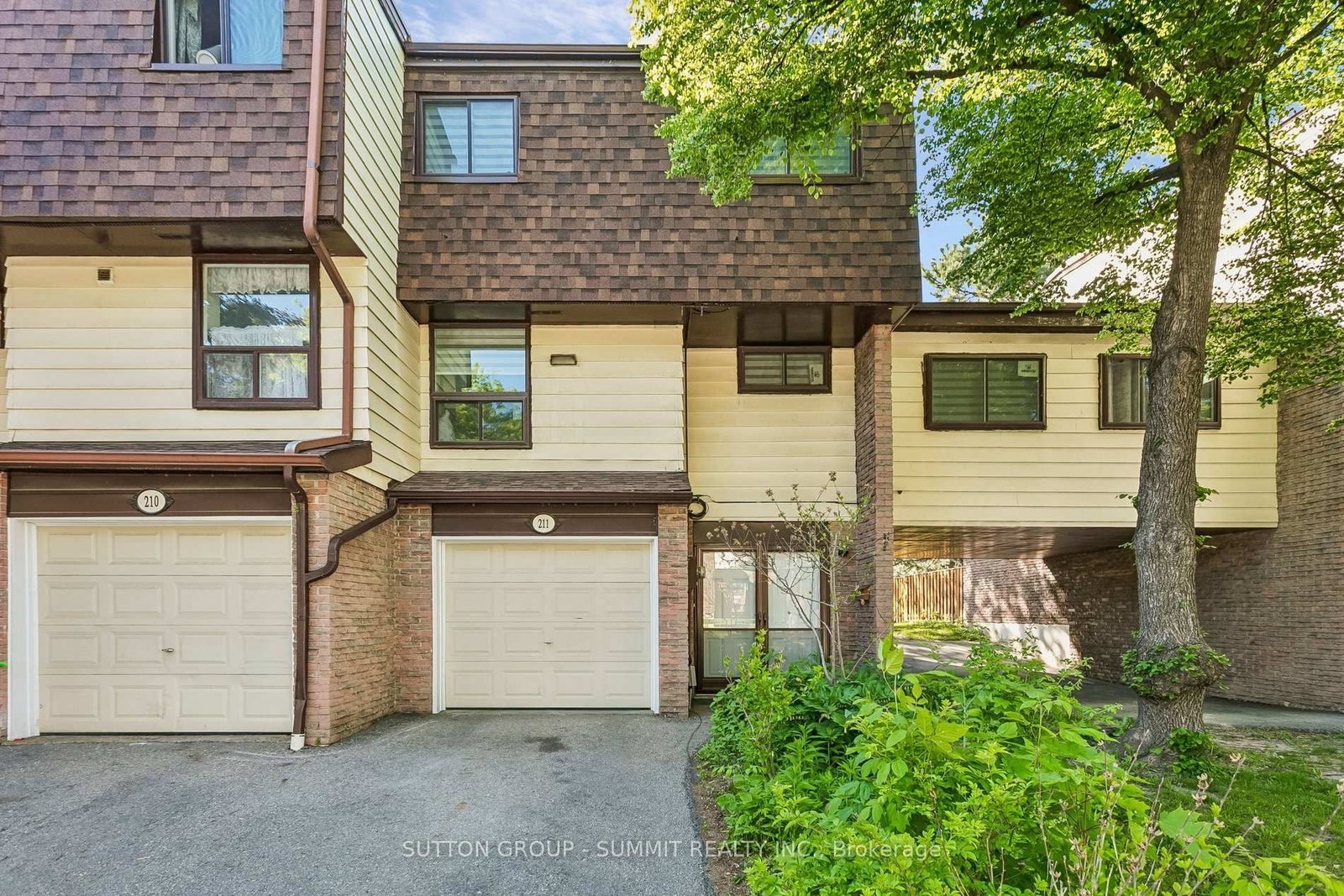 180 MISSISSAUGA VALLEY Boulevard • #211 • Mississauga, ON photo 43