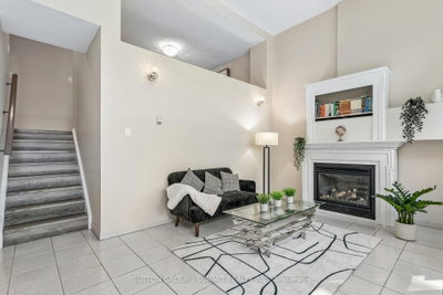 180 MISSISSAUGA VALLEY Boulevard • #211 • Mississauga, ON photo 9
