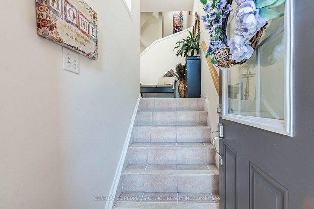 29 - 435 Hensall Circle