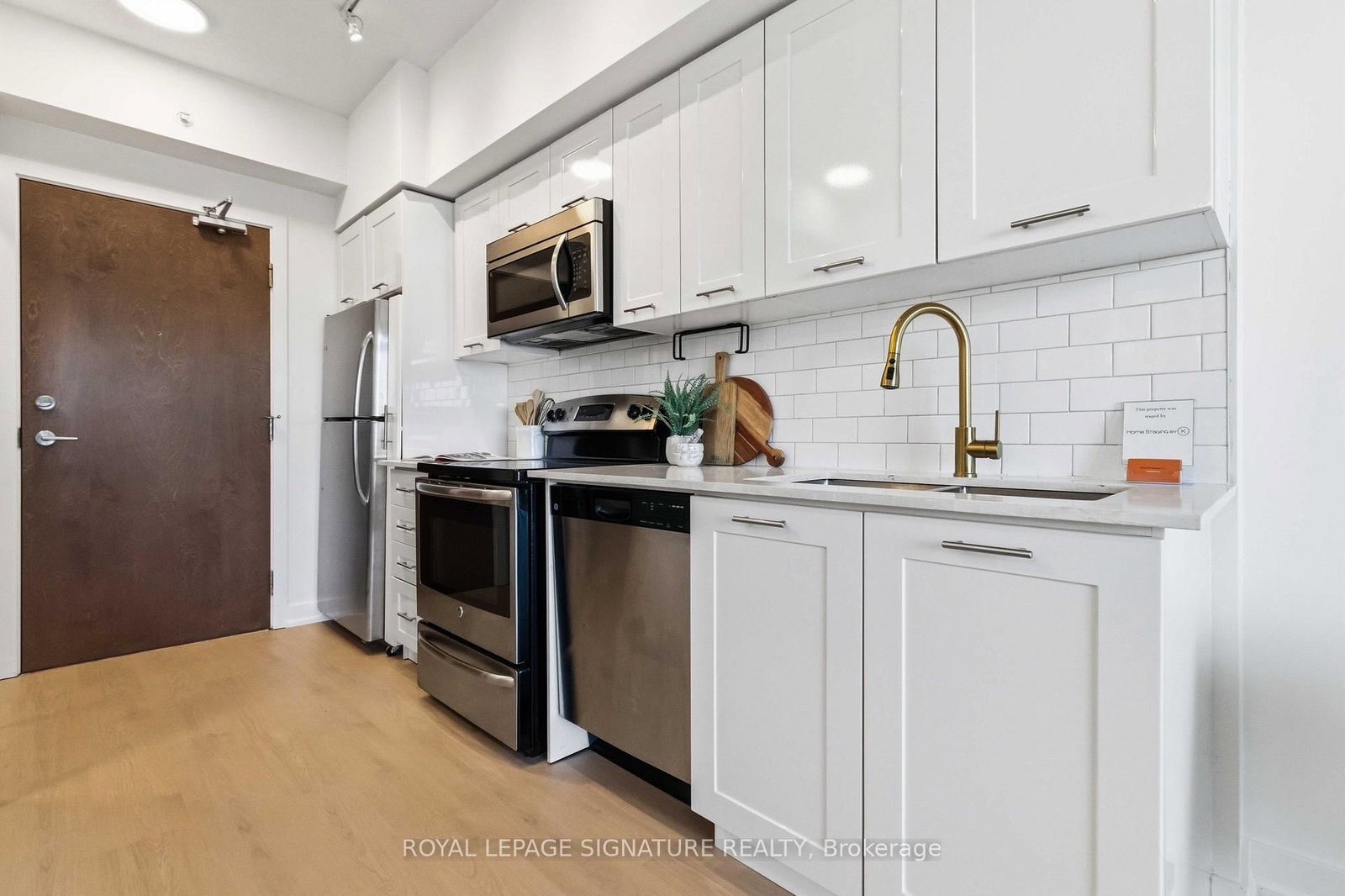 2212 Lake Shore Boulevard W, Unit 3604 - Photo 2