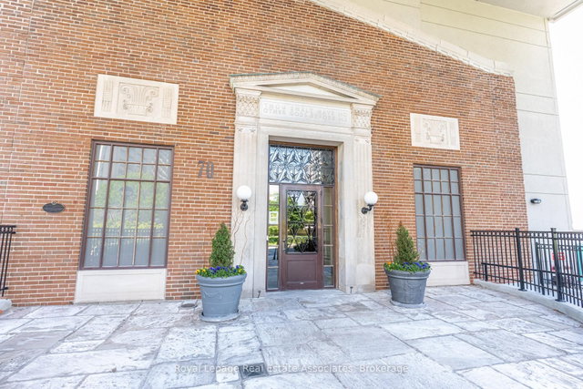 705 - 70 High Park Avenue