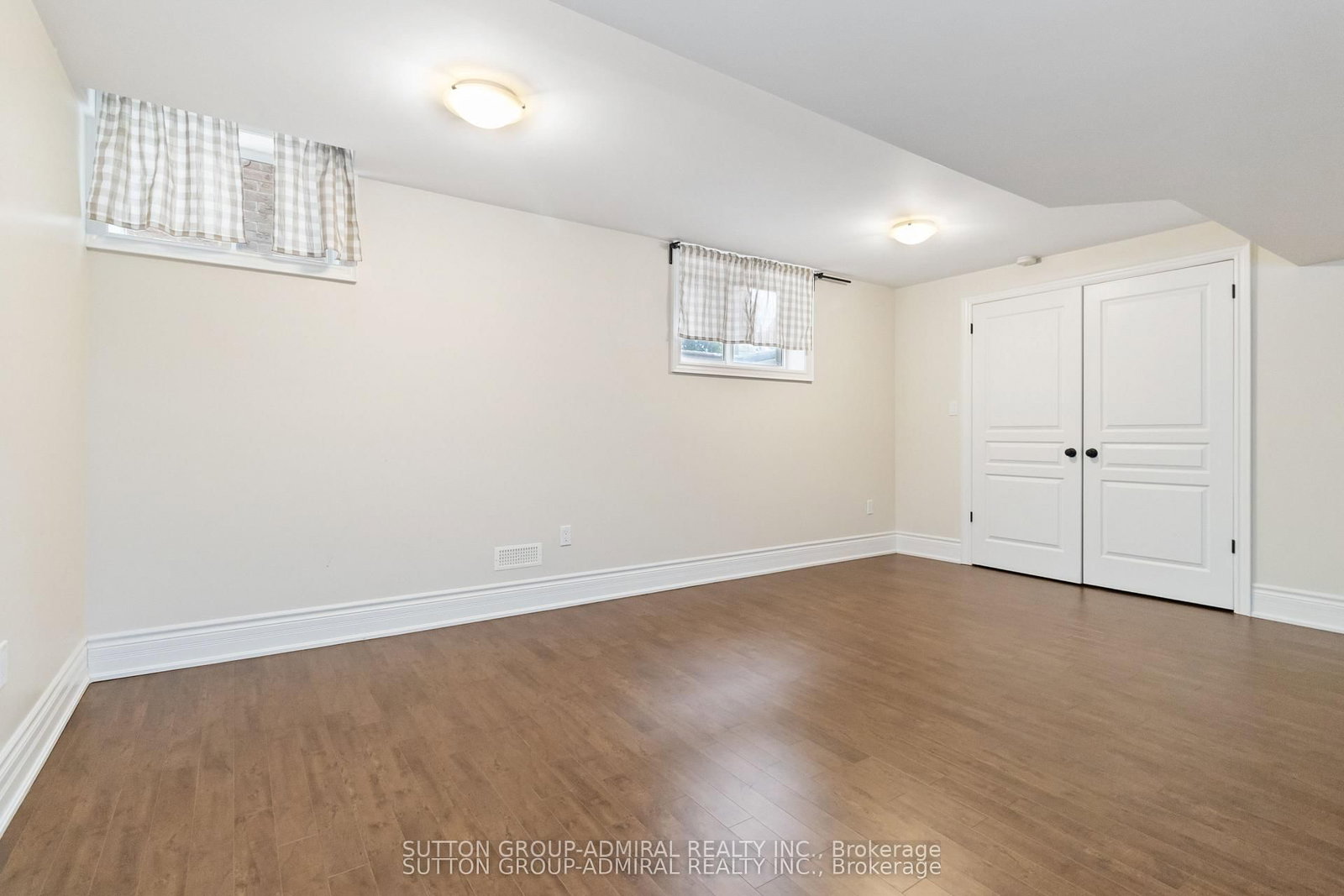 3301 Skipton Lane • Oakville, ON photo 43