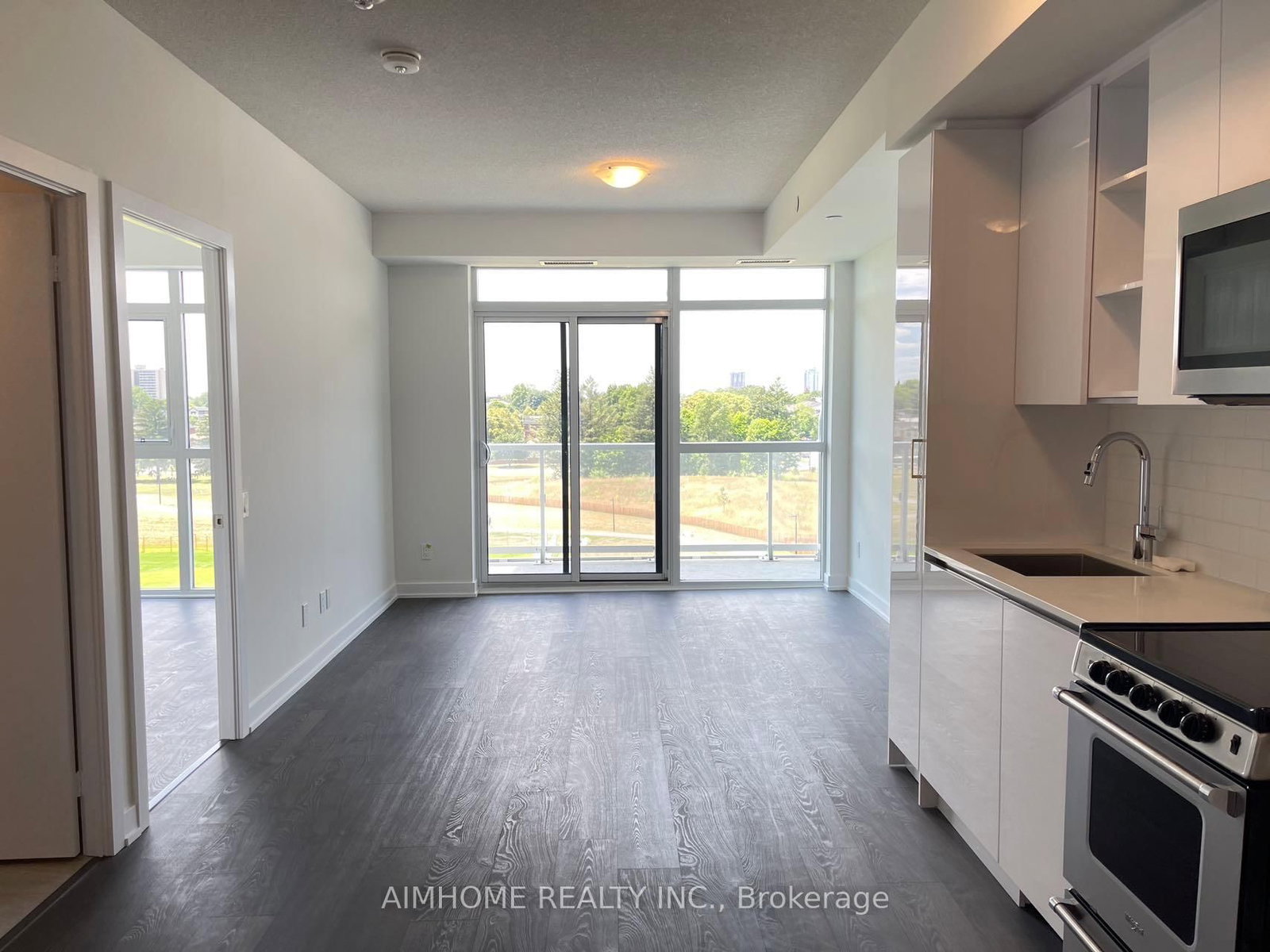 251 Manitoba Street, Unit 619 - Photo 6