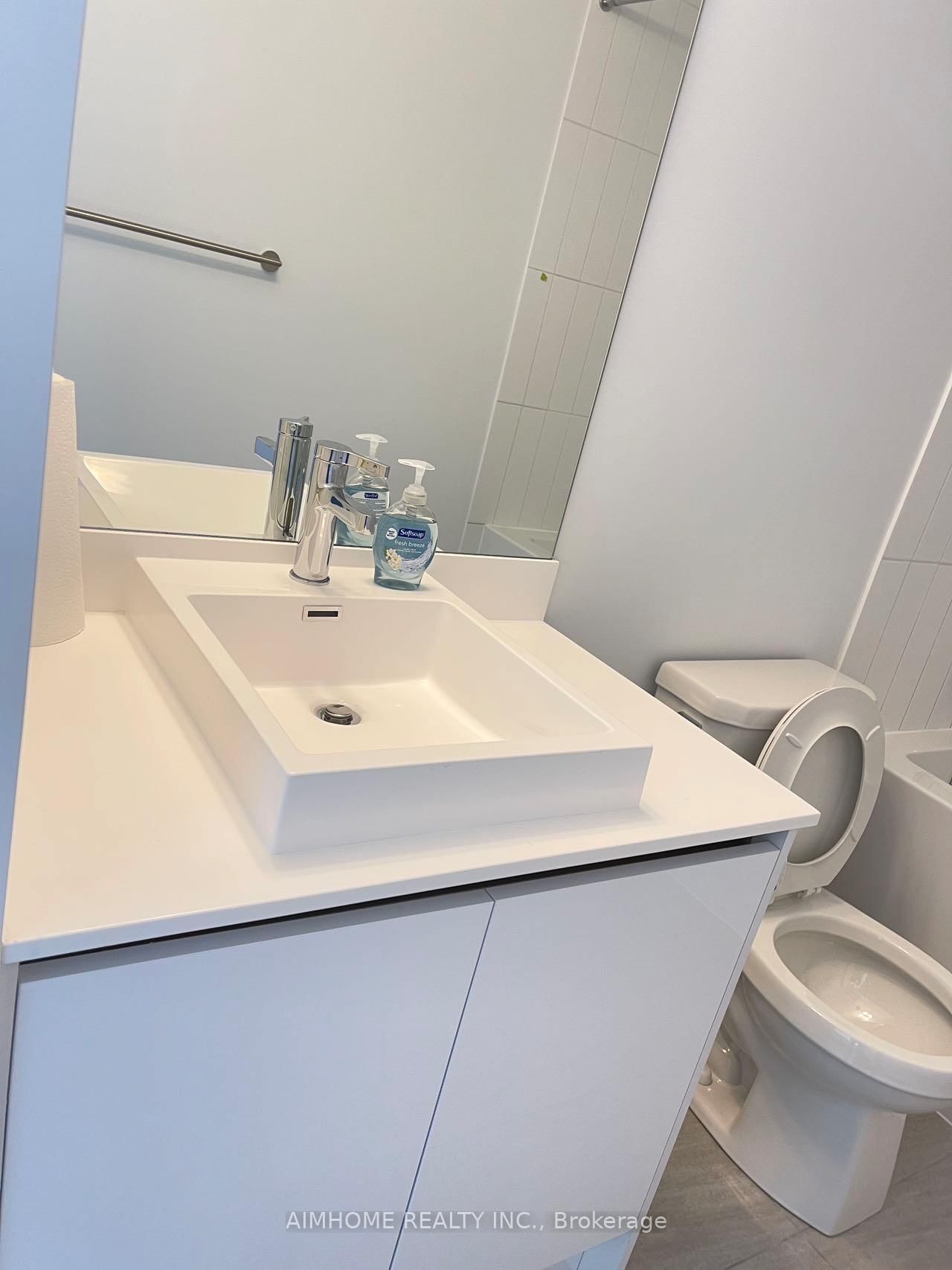 251 Manitoba Street, Unit 619 - Photo 8