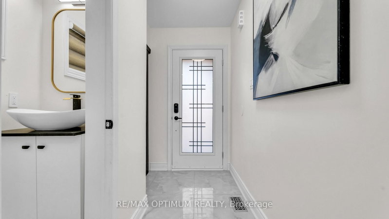 9 Ridgefield Court