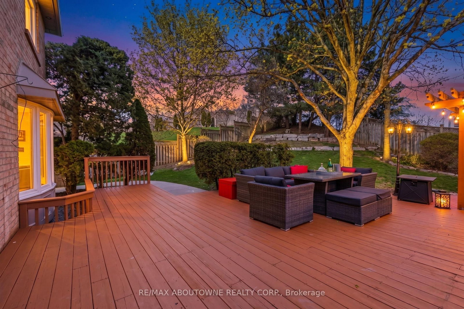 4330 Spinningdale Court • Mississauga, ON photo 42