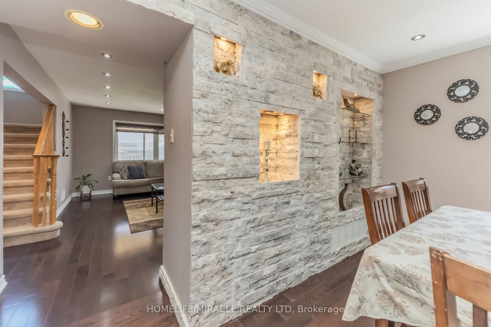 3 White Brampton,ON L7A 1Y5 — Photo 10