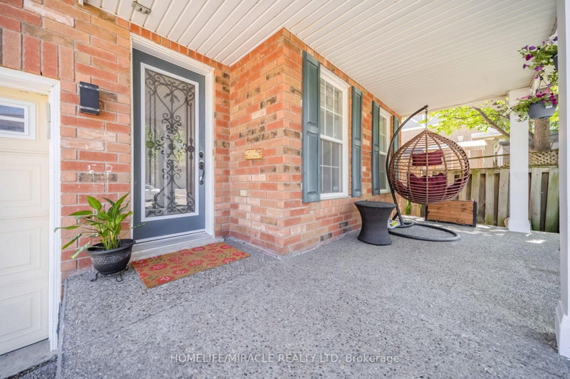 3 White Brampton,ON L7A 1Y5 — Photo 4