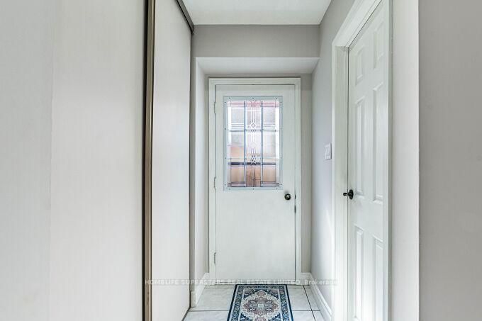 18 Pluto Drive • Brampton, ON photo 15