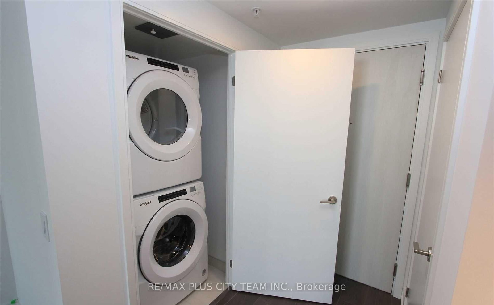 30 Samuel Wood Way, Unit 1007 - Photo 8