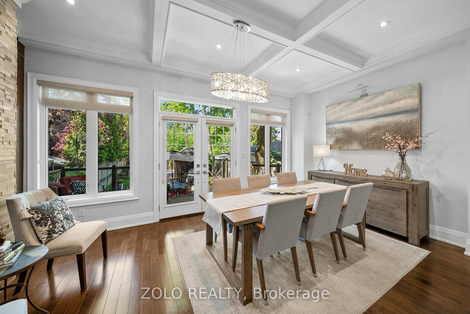 168A Lake Promenade • Toronto, ON photo 16