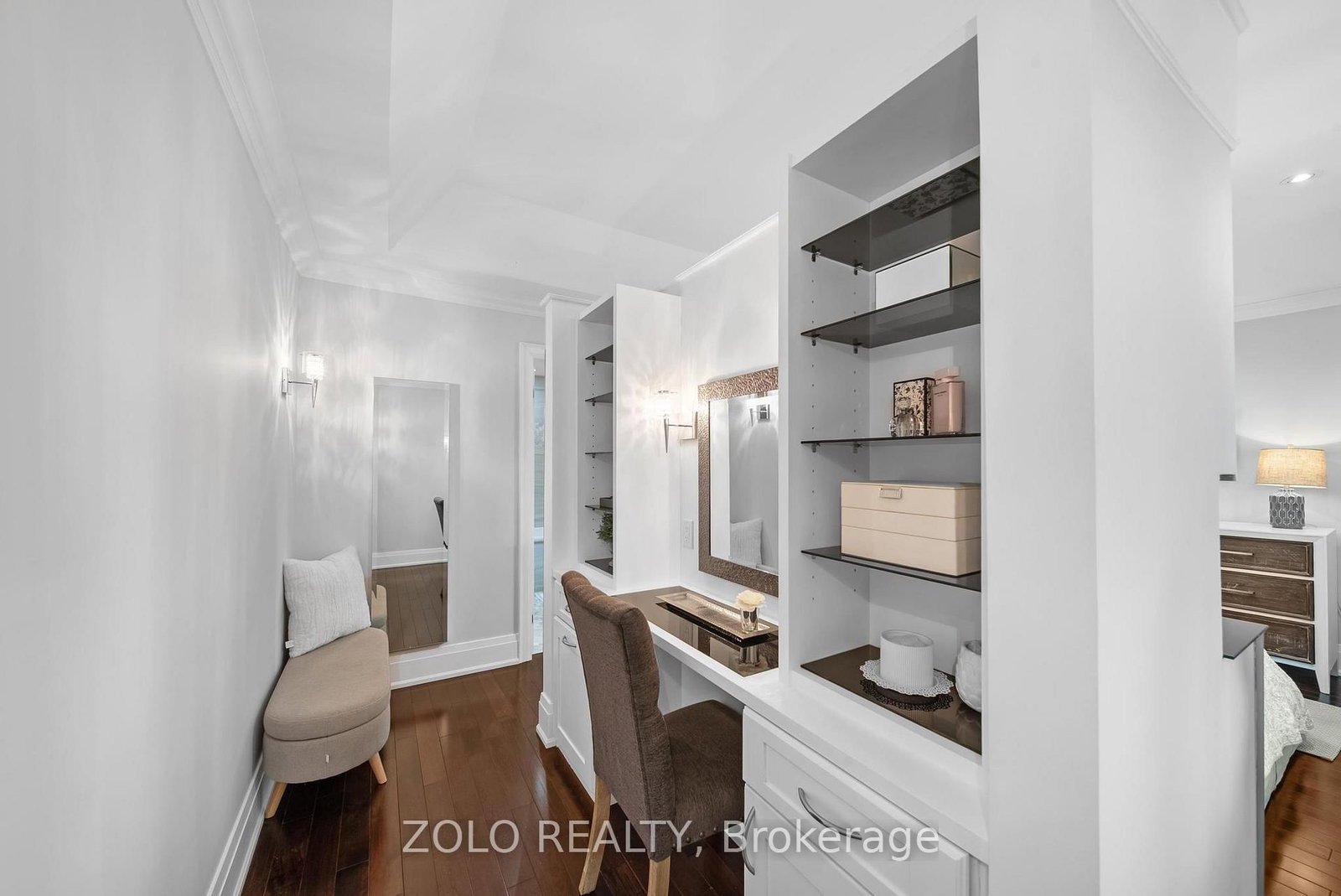 168A Lake Promenade • Toronto, ON photo 23