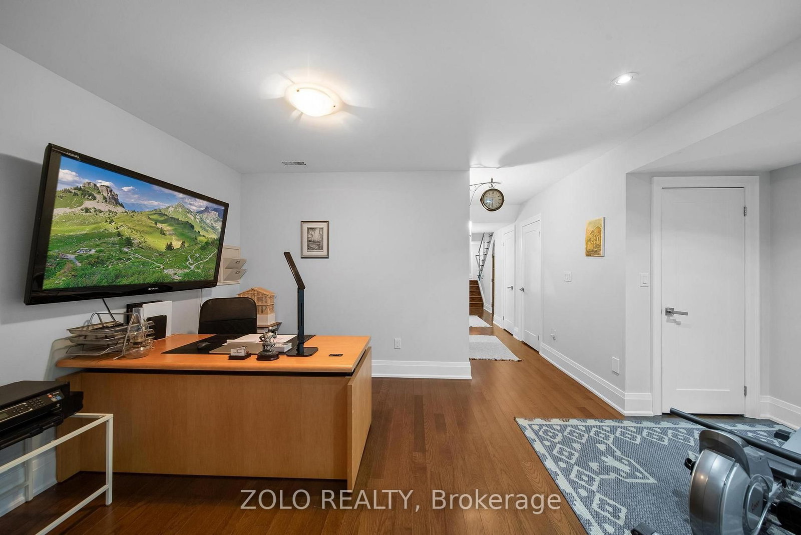 168A Lake Promenade • Toronto, ON photo 36