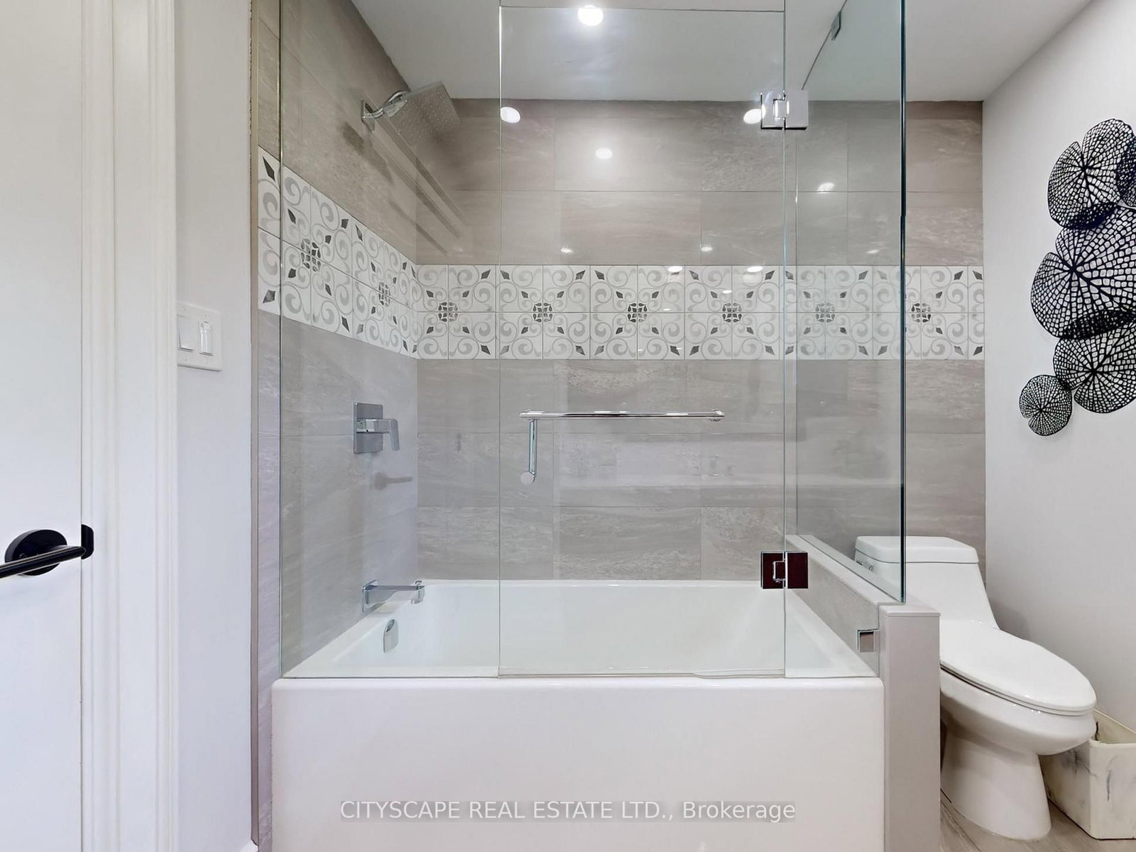 2585 Kenna Court • Mississauga, ON photo 24