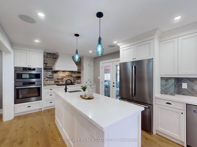 2585 Kenna Court • Mississauga, ON photo 9
