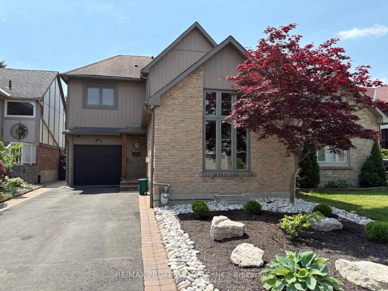 Unit Lower — 19 Elmbrook Crescent, Toronto