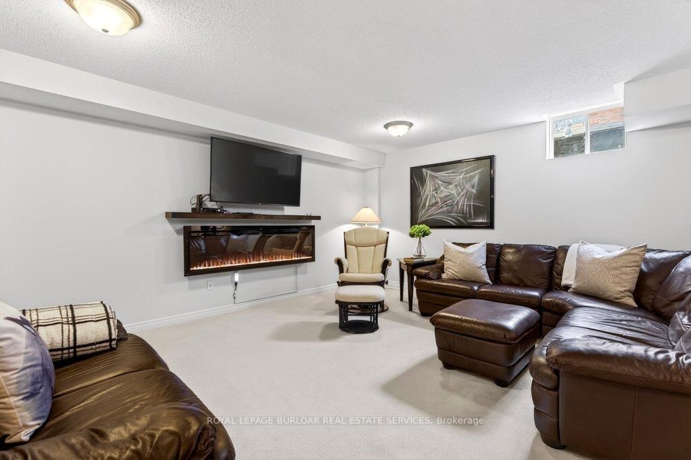 523 Terrace Way • Oakville, ON photo 29
