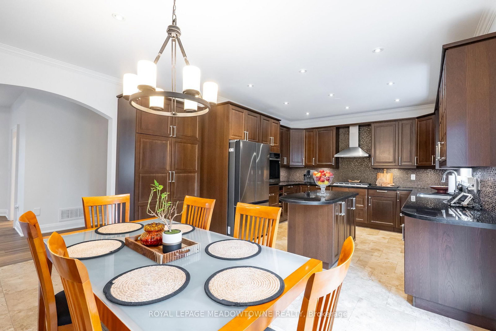 26 Emperor Brampton,ON L6P 1X5 — Photo 10
