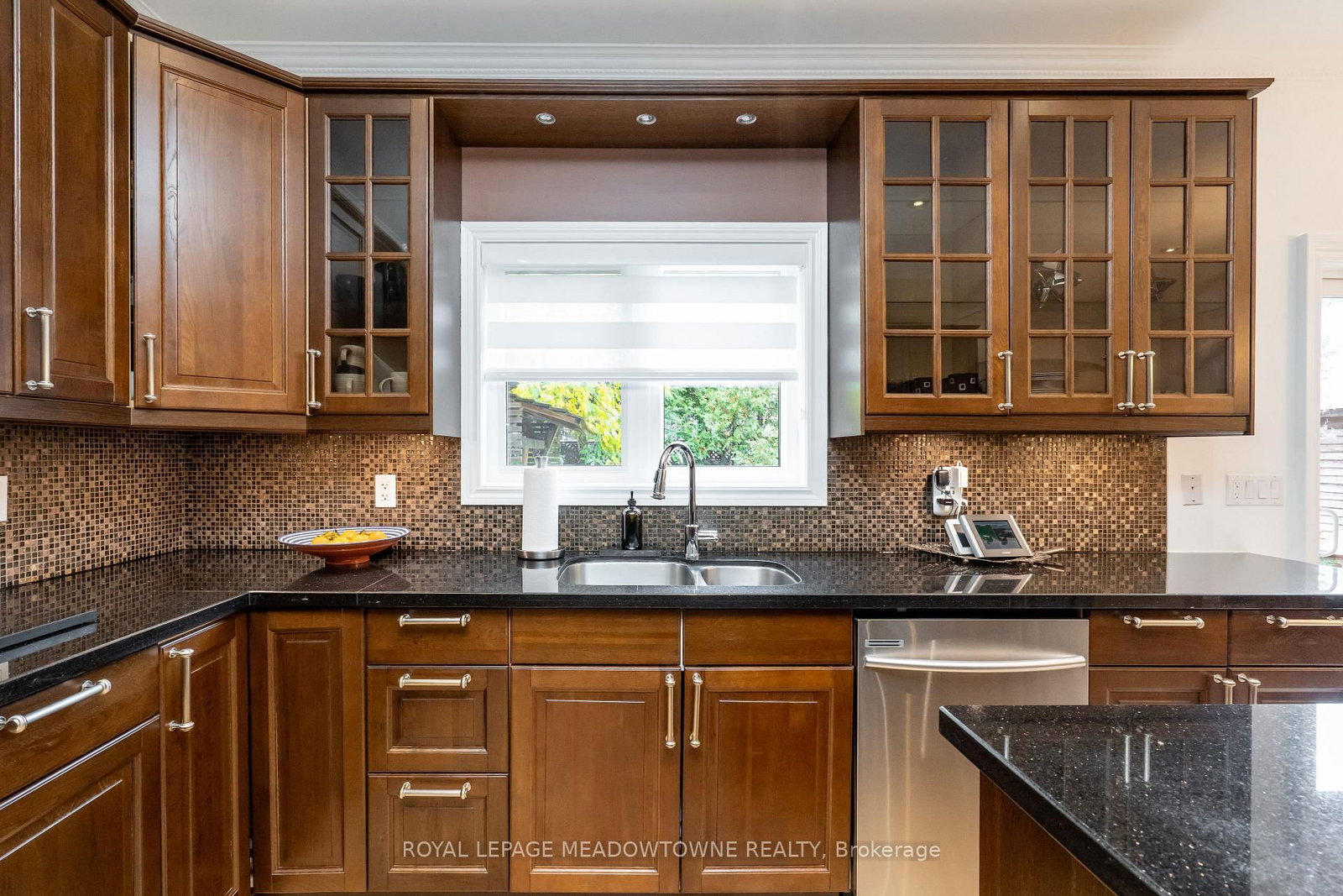 26 Emperor Brampton,ON L6P 1X5 — Photo 12
