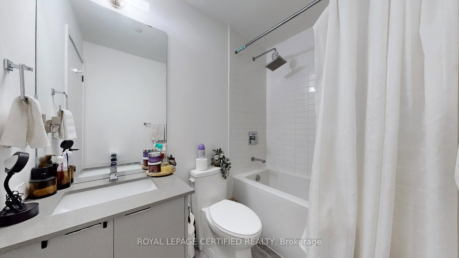 2485 Taunton Road, Unit 826 - Photo 28
