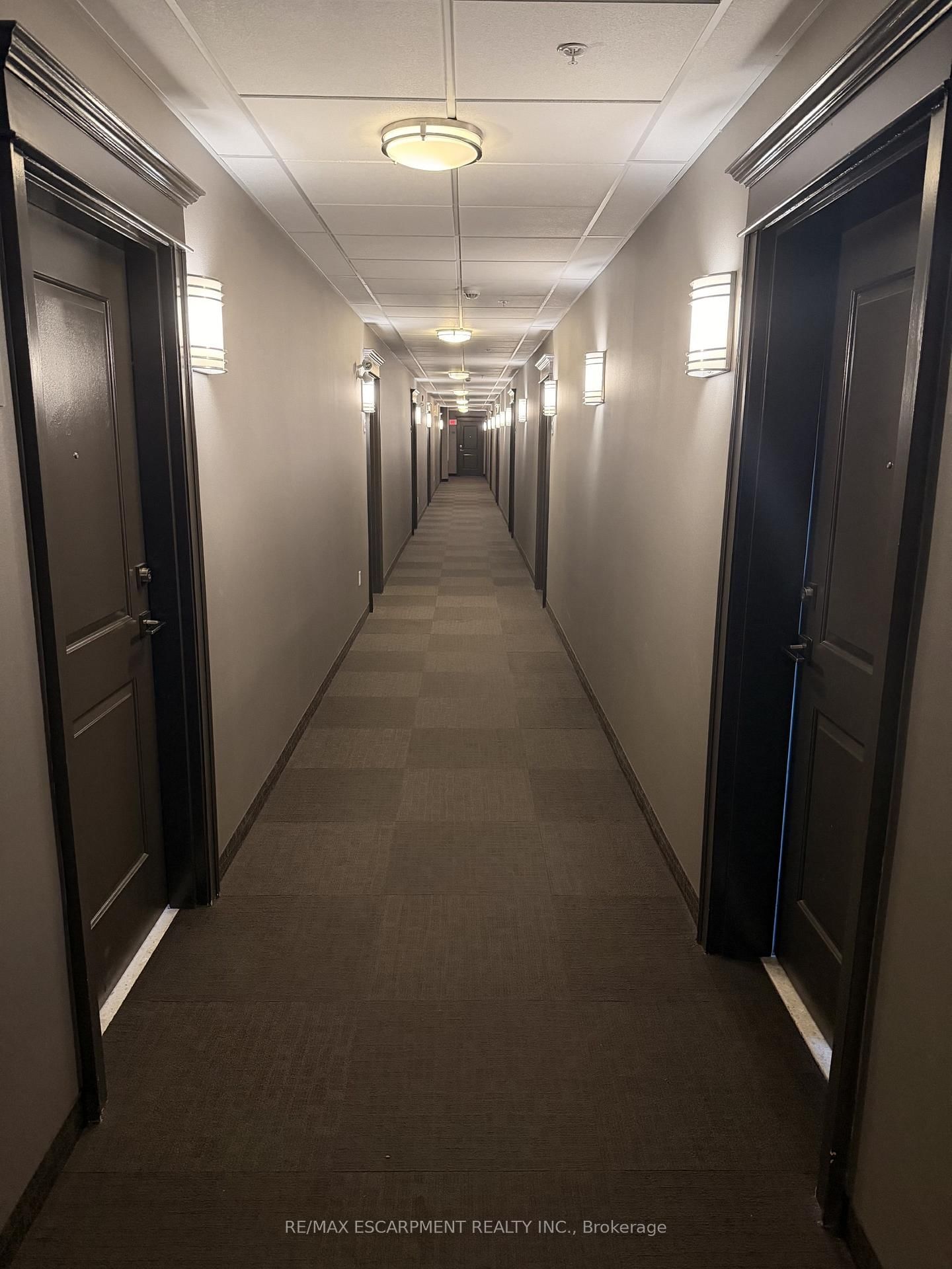 5010 Corporate Drive • #408 • Burlington, ON photo 3