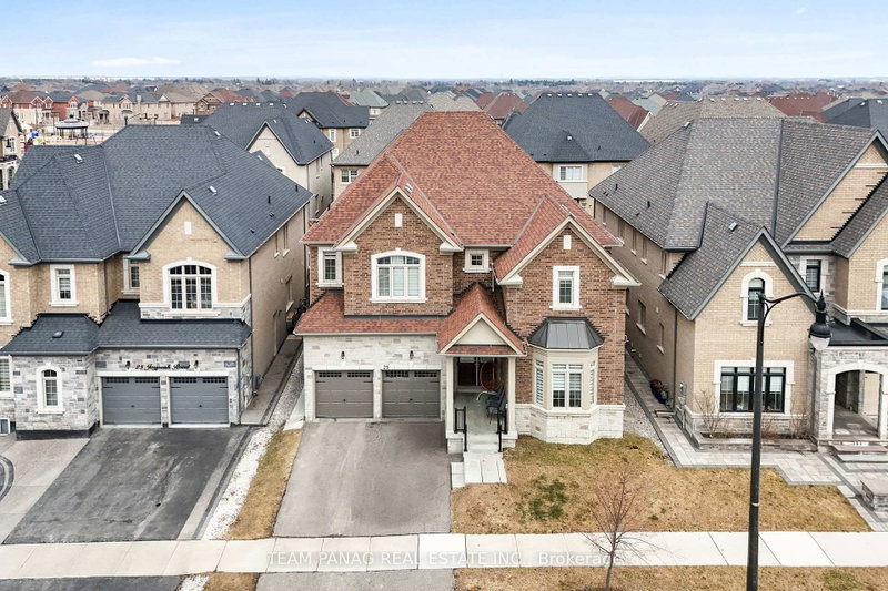 25 Trail Rider Drive