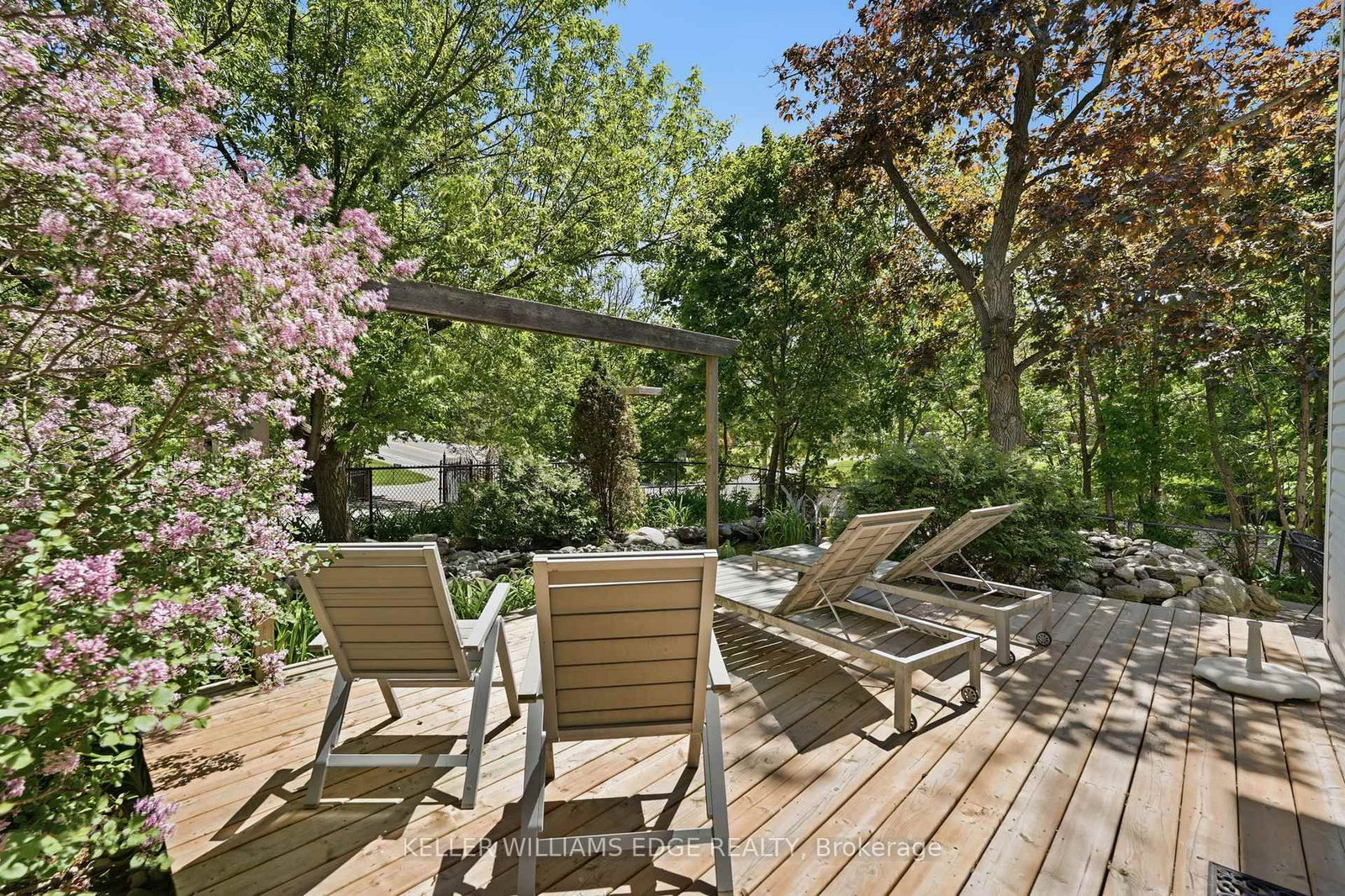 6123 Guelph Line • Burlington, ON photo 38