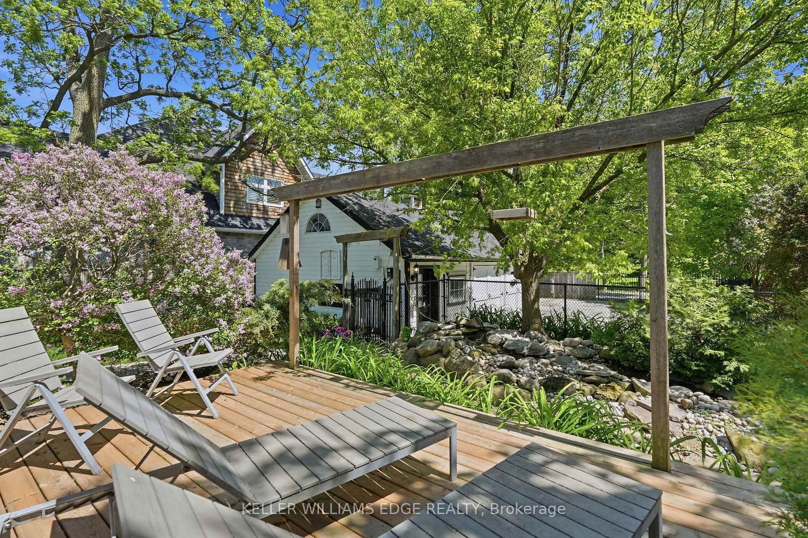 6123 Guelph Line • Burlington, ON photo 39