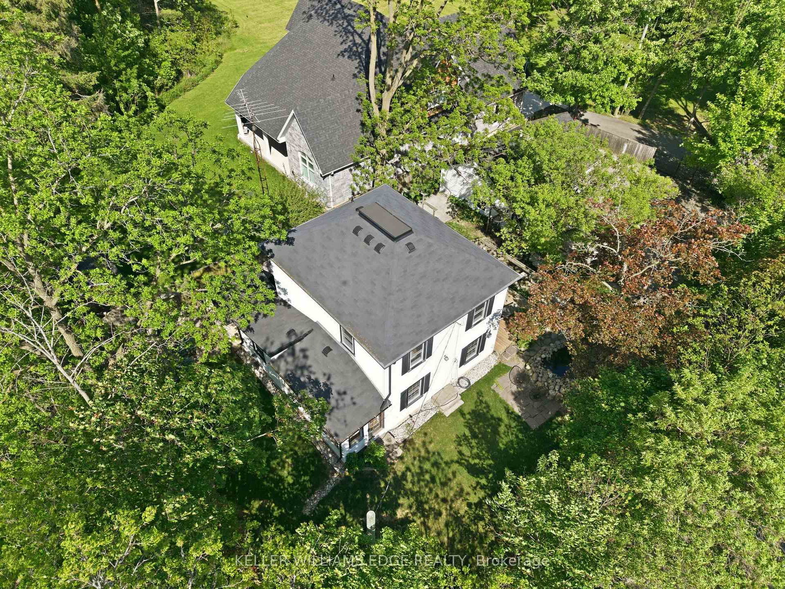 6123 Guelph Line • Burlington, ON photo 45