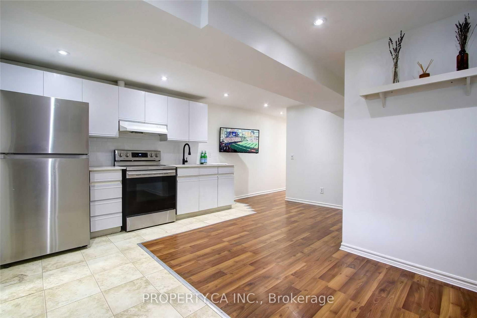 Lower-1012 Ossington Avenue, Toronto, ON, photo 5