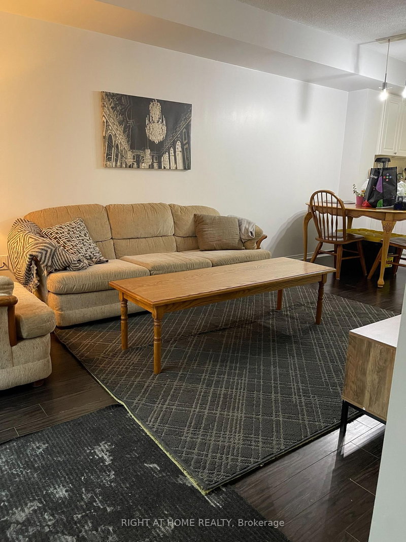 601 Shoreline Mississauga,ON L5B 4K1 — Photo 4