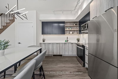 4-bed Townhouse, Condo · 2300 St Clair Ave