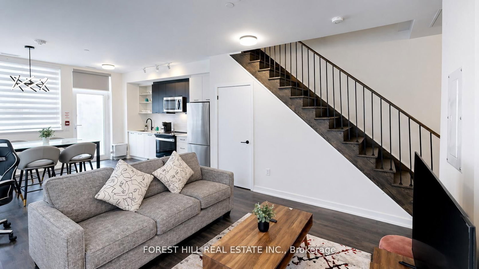 16 Symes Road • #104 • Toronto, ON photo 15