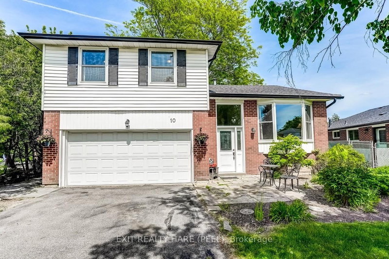 home for sale on 10 Duncannon Crescent