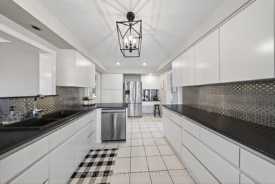 48 Hudson Drive • Brampton, ON photo 8