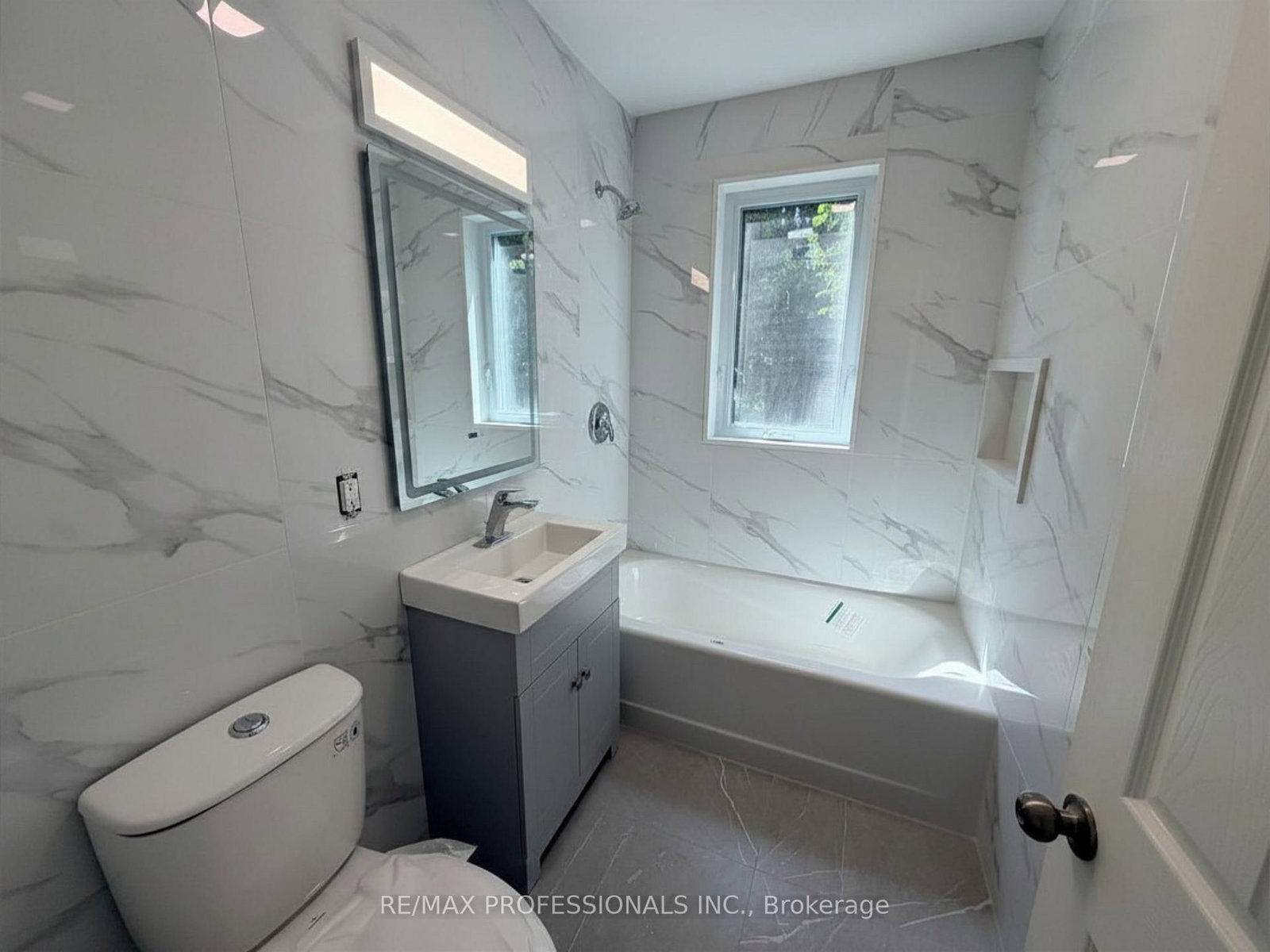 3-32 Heman Street, Toronto, ON, photo 3