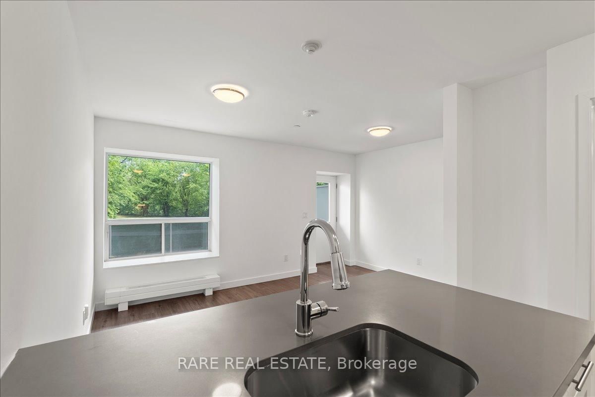 10 Garfella Drive, Unit 106