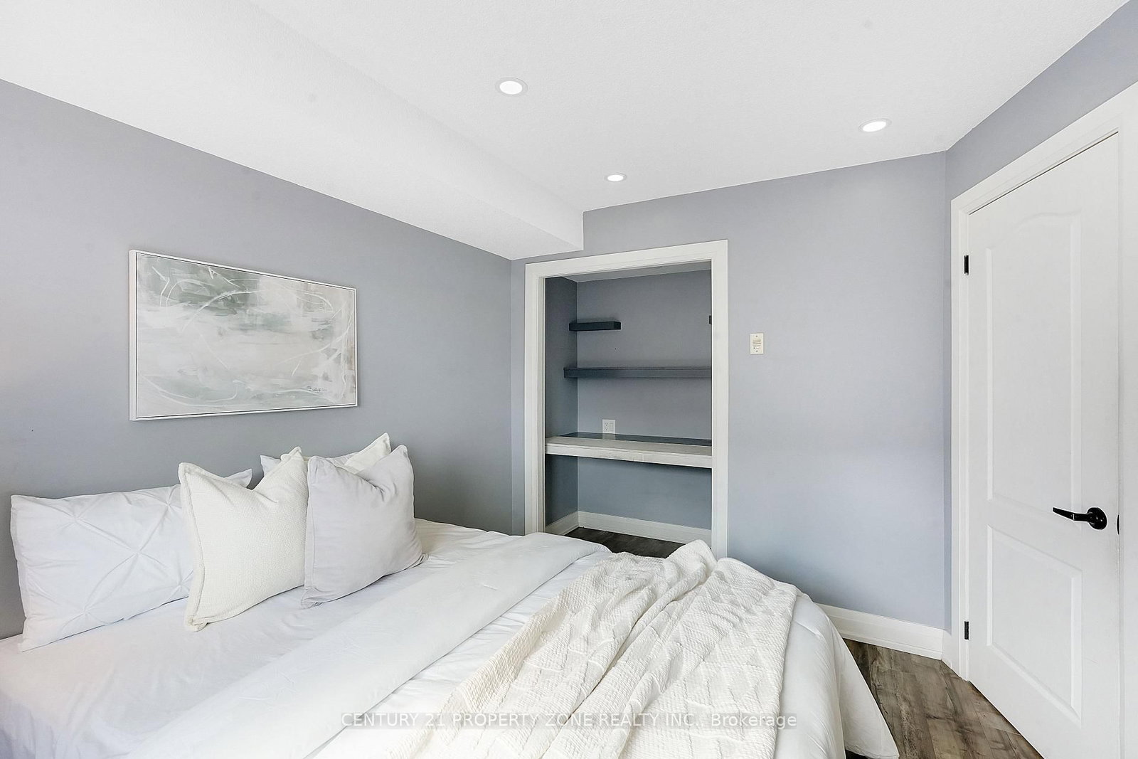 8 Dayspring Brampton,ON L6P 2Z7 — Photo 11