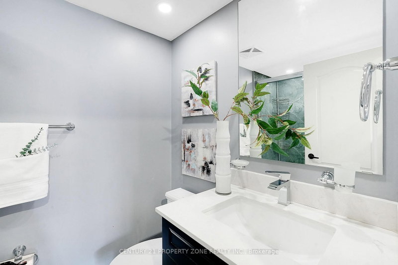 8 Dayspring Brampton,ON L6P 2Z7 — Photo 15