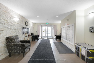 8 Dayspring Brampton,ON L6P 2Z7 — Photo 23