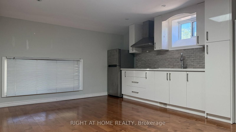 1 - 1088 Pearson Drive