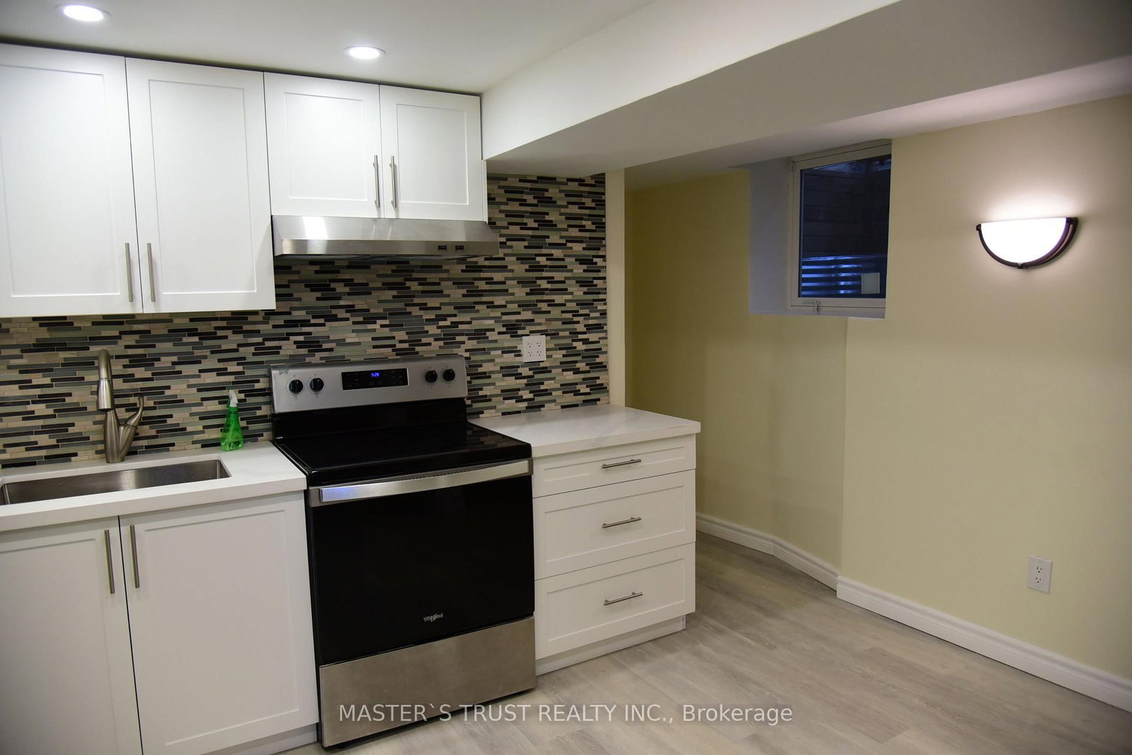 19 Emmett Avenue • Toronto, ON photo 21
