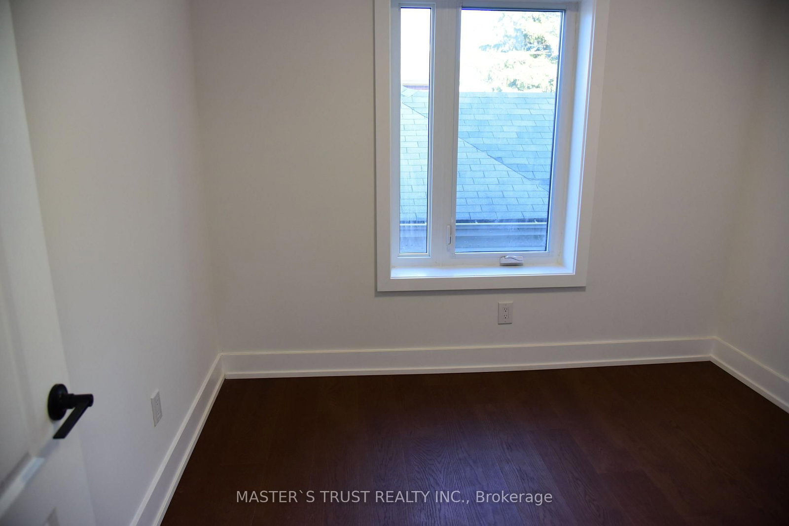19 Emmett Avenue • Toronto, ON photo 6