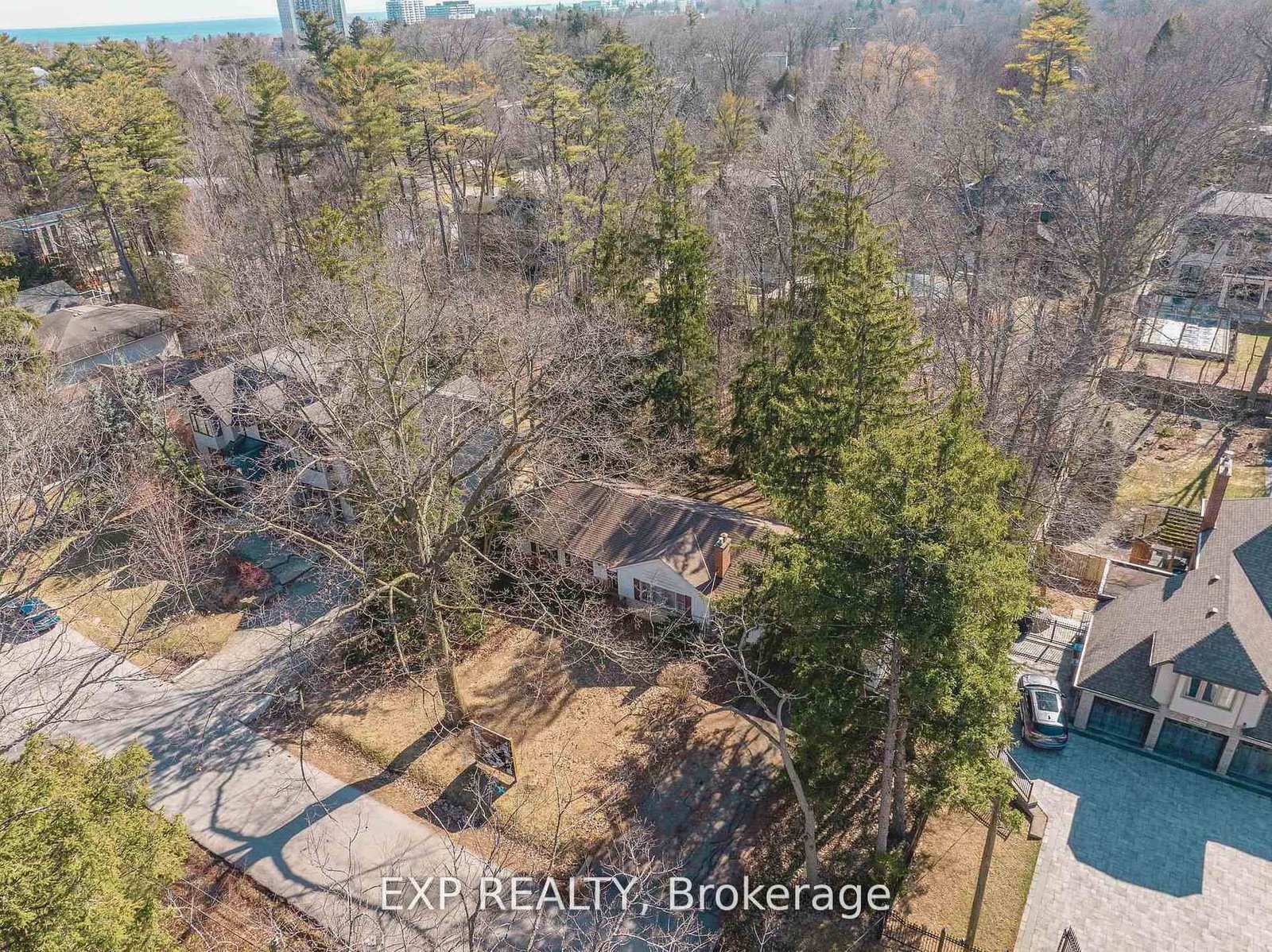 1252 Mona Mississauga,ON L5G 3A1 — Photo 6